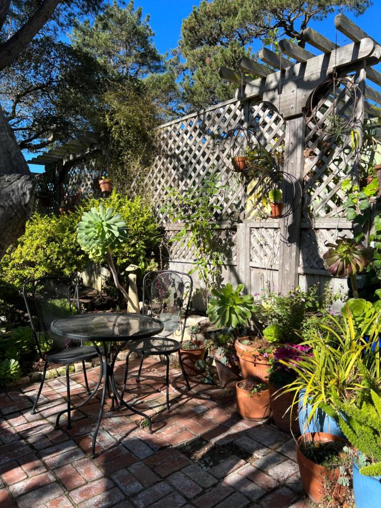 Carmel Garden Inn